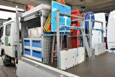 01_Allestimento speciale Syncro realizzato a bordo di camion scoperto 