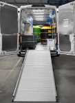 01_Allestimento su Daily Iveco per servizi ambientali con rampa