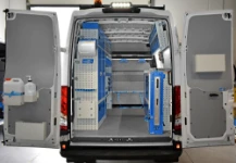 01_Daily Iveco L2H2 con allestimento completo per multiutility