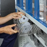 01_Estrazione cassettino trasparente da corpo cassettiera