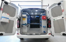 01_Ford Custom L1 H1 per termoidraulica con allestimento su misura Syncro 