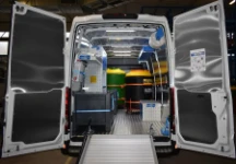 01_Iveco Daily L4 per trasporto rifiuti speciali con rampa di carico
