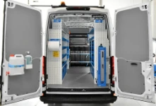 03_Daily Iveco trasformato in officina mobile con Ecoflow da Syncro System 