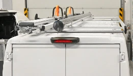 04_Tetto di Ducato con portascala ammortizzato e portatubi 