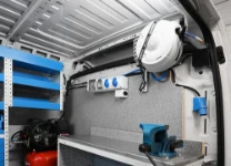 05_Cablaggio e arrotolatore su Fiat Ducato allestito da Syncro System