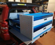 05_Dettaglio ripiani di scaffalatura per pick up 
