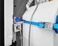 05_Dettaglio tanica da 100 litri su Man TGE