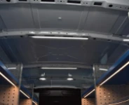 05_Illuminazione aggiuntiva a soffitto su Ford Transit