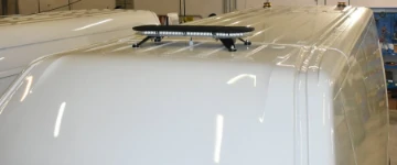 06_Tetto con girofaro e luci a led