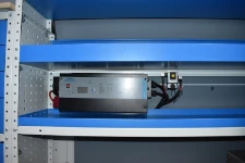 11_Inverter montato su ripiano aperto a bordo di Crafter VW