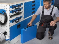 33_Valigetta estratta da vassoio