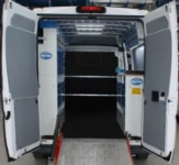 Allestimento furgone per macchinari pulizia industriale