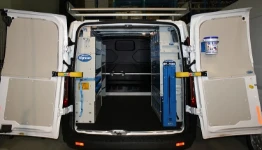 Allestimento lato destro e sinistro Ford Custom