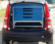 allestimento Panda Con cassettiere