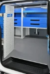 Allestimento sul lato sinistro del Expert visto dalla portiera laterale