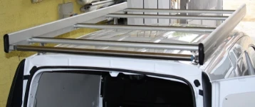 Bagagliera ad alta resistenza per NV250