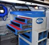 Cassetti con vaschette in plastica nel Fiorino