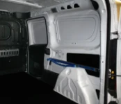 Cinghia con fibbia sul lato destro