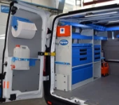 Custom con cassettiere e accessori