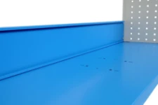 Dettaglio del pannello di chiusura montato nel furgone in combinazione al ripiano aperto