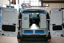 Dokker con cassetti scaffali e portascale