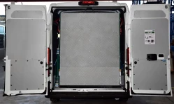 ducato con rivestimento e rampa di carico