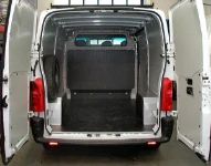 Pianale in legno e pannelli laterali in lamiera per Interstar