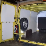 Pianale in multistrato e pannellatura in lamiera per Nissan Interstar