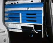 Scaffale visto dalla portiera laterale del Doblò