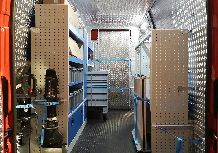 Allestimenti furgoni per servizi